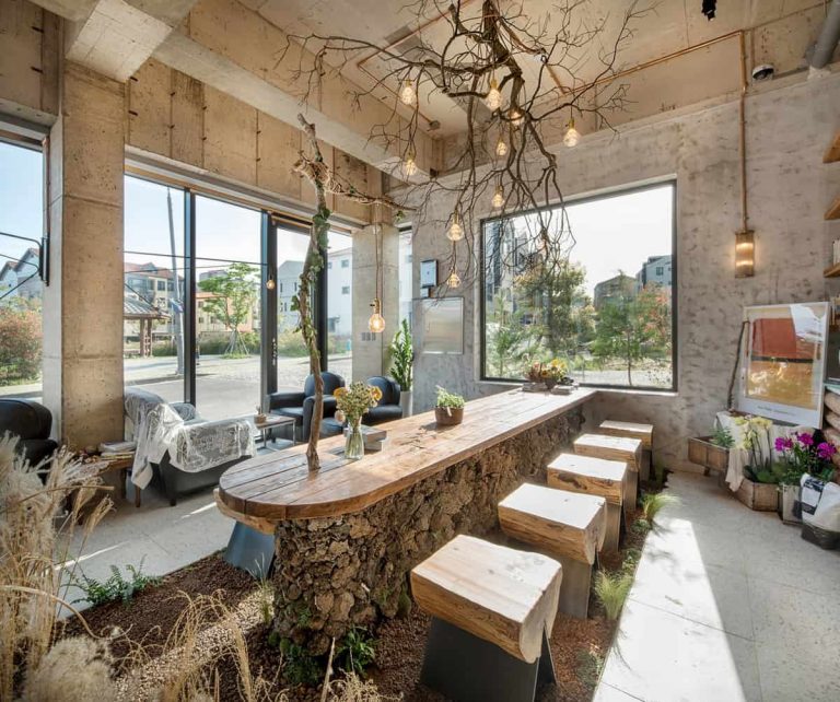 El café Simsim de Starsis Architects transmite el sabor de la naturaleza de la isla de Jeju