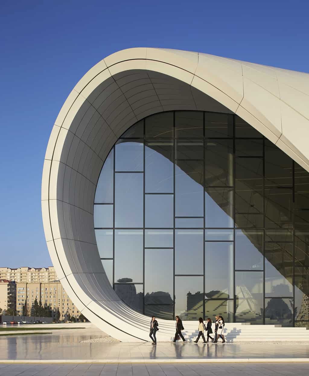 Heydar-Aliyev-Center --- Zaha-Hadid-Architects --- Hufton - + - Crow-12