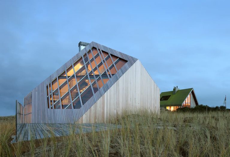 Dune House: regionalismo crítico por Marc Koehler Architects
