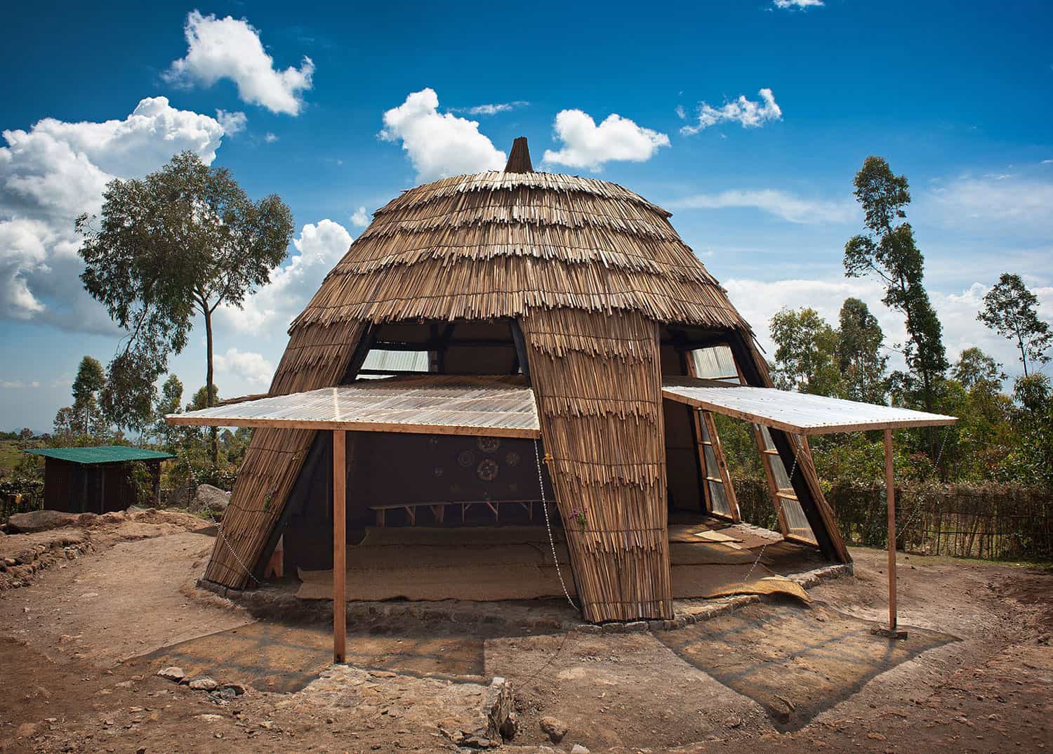 La aldea de Gahinga Batwa de Studio FH da esperanza a un grupo marginado en Uganda.