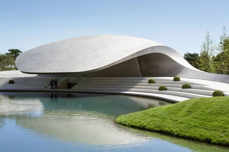 Pabellón Porsche: una confluencia de diseño espacial e ingenio estructural por HENN Architekten