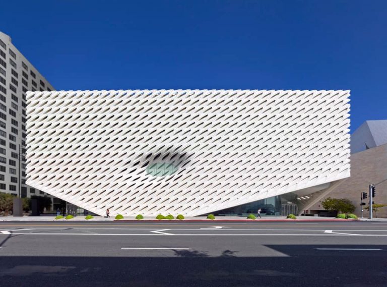 The Broad Museum: una bóveda con velo en el centro de Los Ángeles por Diller Scofidio + Renfro
