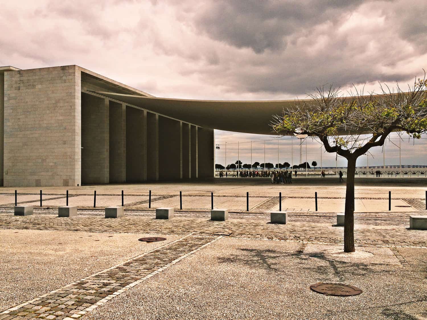 The Expo 98 Portuguese National Pavilion alvaro siza archute 1