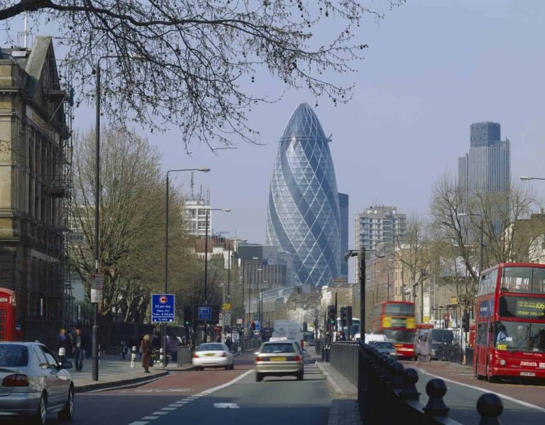 The Gherkin: edificio monumental de Foster en el corazón de Londres